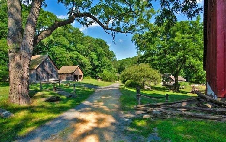Quiet Stops Off Route 209 in the Poconos 79